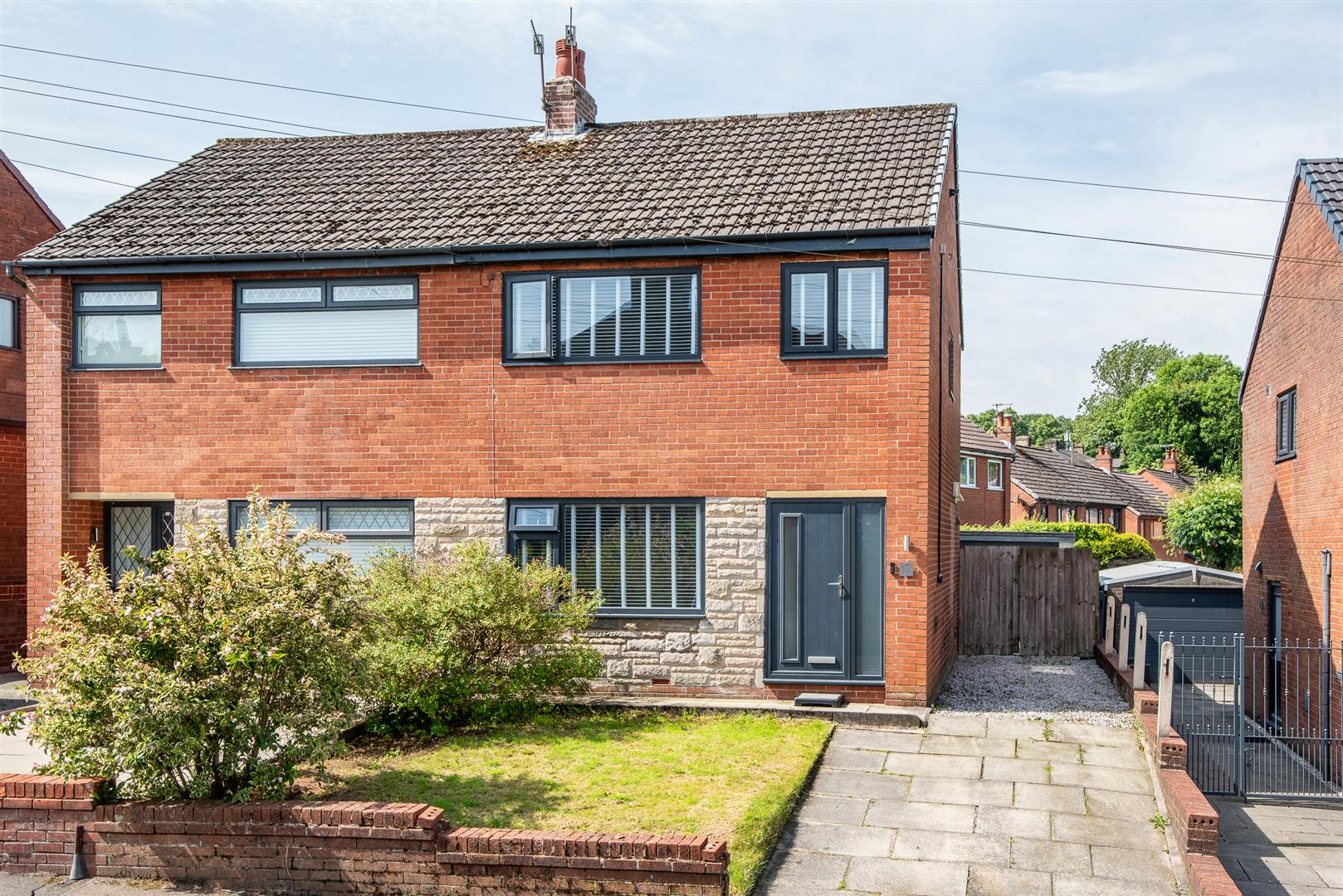 3 bed property in Waterfield Avenue, Darwen